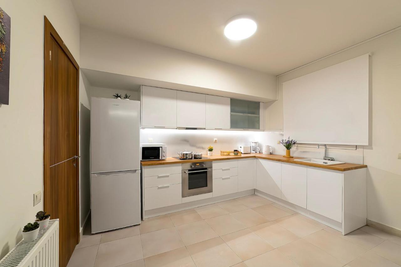 Luxury Town Center Suite, Β1 Iraklion Buitenkant foto